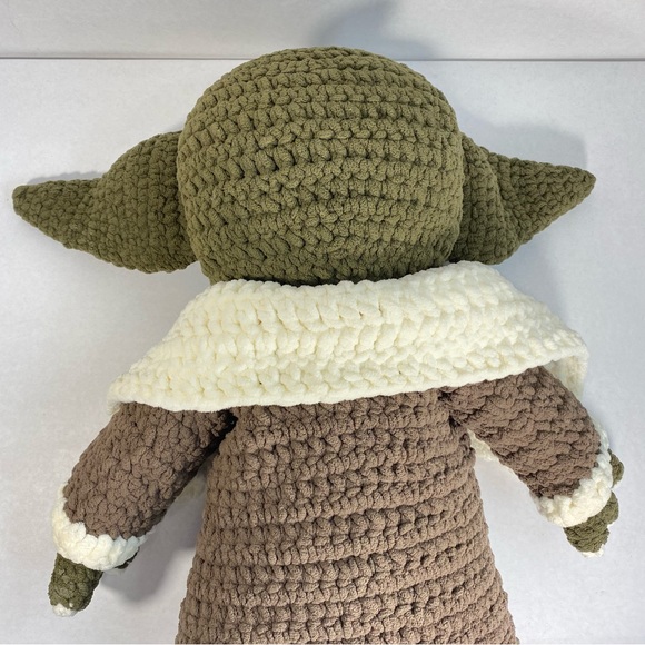 Star Wars YODA Handmade Crochet Thick Yarn Large Plush Stuff Toy; 23 Inch Tall - Picture 9 of 16